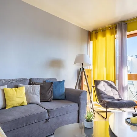 Appartement Spacieux Equipe Avec Wifi Bourges Exterior foto