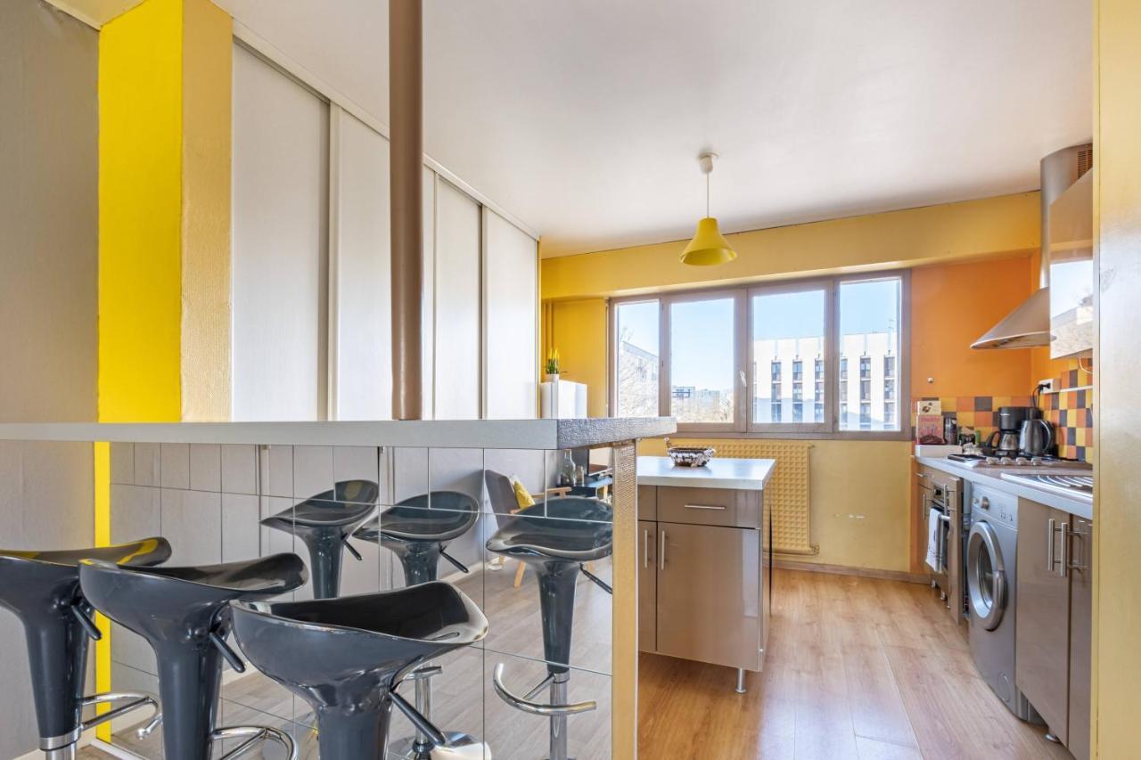 Apartment Spacieux Equipe Avec Wifi Bourges